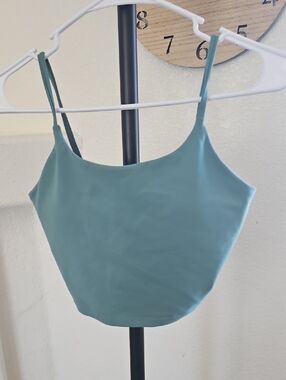Scoop Neck Spaghetti Strap Crop Tank With Built-in Bra - Seafoam Green